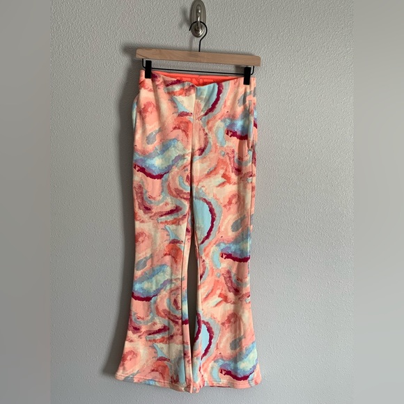 NWT “ALL THAT” FREE PEOPLE MOVEMENT SET - Picture 9 of 9